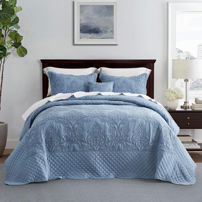 Oversized Bedspread Coverlet Set King Size - Lightweight Bedding Cover - Beautiful Stitching - 4 Piece Reversible Bedspread - Luxury Damask Paisley Pattern (King, Ashley Blue)